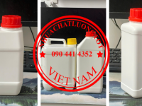 Can nhựa 500ml đựng nước xả vải, can 1 lít đựng thuốc diệt sâu bọ, can 2 lít đựng nước lau sàn 