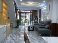 Nhà mới 1 căn ra mặt tiền đường số Tân Kiểng Q 7 Ngang 4 x10 có 5 tỷ
