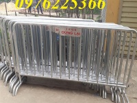 Giá hàng rào chắn di động khổ 1m x 2m