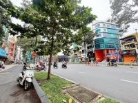 ĐỘC TÔN HIẾM BÁN - MTKD Đ.TRẦN HƯNG ĐẠO, QUẬN 1 - DÒNG TIỀN ĐỀU 88TR/TH - GIANG GIANG: 0901611116