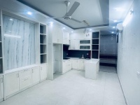 Bán nhà mặt phố Trần Thái Tông 56m2, 7 tầng, thang máy, lô góc 2 mặt ô tô tránh