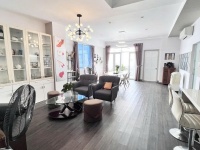 Bán căn hộ chung cư Phú Mỹ Thuận, 187m2, đầy đủ nội thất hiện đại, view sông, giá 4 tỷ