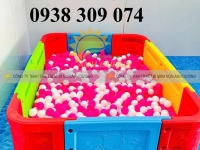 Nhà banh nhựa hình vuông mầm non, nhà banh cầu trượt trẻ em