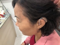 Đeo máy trợ thính có nghe lại như bình thường không 