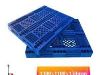 PALLET NHỰA XANH, TẢI NẶNG, DÀI 1M30. MUA HÀNG LH: 0964018718