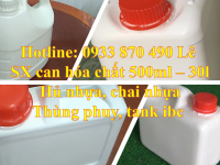 Phân phối can nhựa 1 lít đựng chất bảo quản, can 2 lít đựng nước cất 