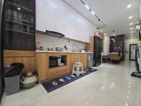 Nhà căn góc mặt ngõ ôto đỗ cửa, thang máy, tặng full đồ