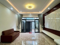 Bán nhà đườg 160 , Tăng Nhơn Phú A, Q9, Thủ Đức, TP HCM. DT 76m2, 3 tầng. Giá 6.7 tỷ, SHR -