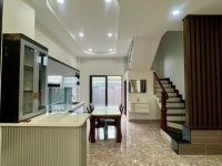 Bán nhà đườg 160 , Tăng Nhơn Phú A, Q9, Thủ Đức, TP HCM. DT 76m2, 3 tầng. Giá 6.7 tỷ, SHR -