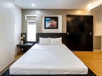 CHỦ ĐỊNH CỨ NƯỚC NGOÀI NÊN BÁN TÀI SẢN Ở VIỆT NAM, TRUNG TÂM PHÚ NHUẬN - DÒNG TIỀN TRÊN 300