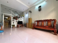 Bán nhà mặt tiền đường số 4,  Phước Bình, Q9, Thủ Đức, TP HCM. DT 98m2, 2 tầng. Giá 10.1 tỷ, SHR -