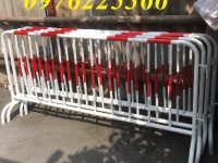 Sản xuất gia công hàng rào sắt di động