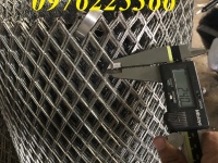 Lưới mắt cáo 30x60, lưới thép dập giãn 30x60