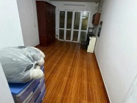 Cho thuê tập thể tầng 2 đầu hồi nhà E Tập thể Thành Công, 150m2, 3 ngủ, 2 vệ sinh, 12tr