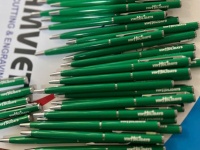 Gia công khắc bút theo yêu cầu tại Tân Bình