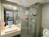 CẦN BÁN CĂN STUDIO SOL2 ECOPARK TẦNG ĐẸP –View Sông Hồng thoáng mát – Full Nội Thất tại Văn Giang HY