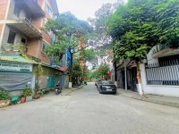 Chính chủ cần bán căn biệt thự liền kề Lô góc thoáng Khoang Phùng, đường nội khu rộng, vỉa hè