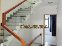 B.Á.N N.H.À - TT NHÀ BÈ - XE HƠI NGỦ TRONG NHÀ