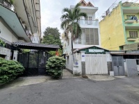 Ngay Siêu Thị Lottle Gò Vấp ! Bán Nhà 3 Lầu DT: 4,24m x 14,5m , Căn Góc Kinh doanh