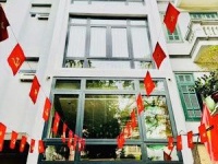 Bán nhà phố Nguyễn Khánh Toàn, Cầu Giấy, 6 tầng thang máy, ô tô vào nhà, 40m, 12.3 tỷ.