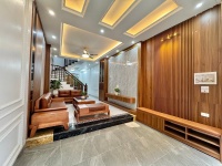 NHÀ DÂN XÂY 51M2 5T DÂN XÂY, NGÕ THÔNG PHỐ NGUYỄN VĂN CỪ. 5PN - 13.X TỶ