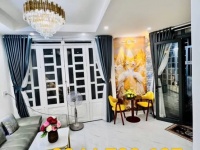 NHÀ 3 TẦNG - THÍCH HỢP CHO KHÁCH NHỎ TIỀN - CĂN GÓC 2MT - HTP -NHĨNH 2TỶ