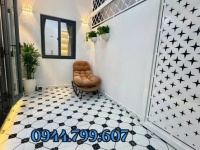 NHỈNH 3TỶ NHỎ NHÀ CẤP 4 XÂY MỚI FULL NỘI THẤT CHỈ VIỆC VÀO Ở - KHU DÂN CƯ HIỆN HỮU - HẺM CAO RÁO