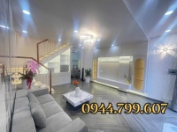 NHÀ XÂY MỚI - 2 TẦNG - MT HẺM THÔNG NHIỀU NHÁNH - KDC ĐÔNG ĐÚC -KDBB - MỞ TIỆM TÓC - NAIL - HÈM MỚI