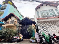 BÁN NHÀ KIỂU BIỆT THỰ MÁI NGÓI Đ.NGUYỄN CẢNH CHÂN, QUẬN 1 - NGANG VUÔNG ĐẸP 6,3M *14M - KHU VIP