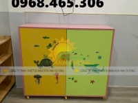 Tủ đựng chăn gối mầm non, tủ cặp dép trẻ em bằng gỗ