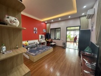 Bán đất tặng nhà Ngọc Thụy- Phân Lô TĐC View Công Viên- Vỉa hè-80m oto tranh 80m 22 tỷ(TL)