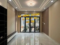 Bán nhà Gấp đã giãm 500 triu Ngang 8.8 x 8.8 nở 9m đúc bê tông q4 trung tâm