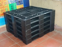 PALLET NHỰA 1100 x 1100 x 125 mm MÀU ĐEN. MUA/BÁN LH: 0964018718