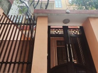 Gia đình cho thuê nhà số 39 ngõ 402 phường Bạch Mai.