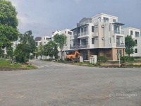 SÓC  BT Phú Cát City, DT 190m2, giá 75tr/m2, sổ đỏ không lỗi phong thủy.