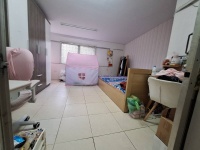 B.án nhà Tập thể Quỳnh Mai 70m 2 ngủ về ở ngay nhà dân.