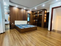 Bán nhà phố Láng Hạ, Đống Đa, nhà xây mới, gần phố, sẵn nội thất, 38m, 5 tầng, 10 tỷ