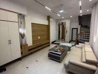 NHÀ NGỌC THỤY, GẦN TRƯỜNG CẠNH PHỐ 36M2 7 TẦNG XÂY ĐỘC LẬP - NHỈNH 10.X TỶ