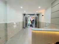 Bán nhà 2 tầng 21m² Nguyễn Thần Hiến, Q.4, 5.6 tỷ, sổ đỏ.