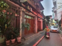 Tập thể Nguyễn văn Cừ Long Biên 4 tỷ 60m tầng 1 vừa ở vừa kinh doanh