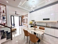 THÁI THỊNH – 39M² – 5 TẦNG – MẶT TIỀN 6M – 8.6 TỶ ( NHÀ THẬT)