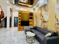 B.Á.N NHÀ MỚI XÂY - 1 TRỆT 2 LẦU + TUM THANG - NGANG 6.4m - GIÁ 6.49TỶ