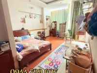 HOT - CHÍNH CHỦ BÁN ĐẤT TẶNG NHÀ 3 TẦNG 105M2 NGANG TO 8M BỀ THẾ CHỈ 5 TỶ