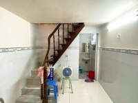 Nhà mặt tiền Tôn đản quận 4,cách chợ cầu cống vài bước chân giá mềm 5 tỷ 8
