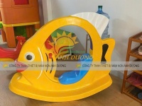 Bập bênh nhựa cá vàng mầm non, bập bênh cá vàng cho trẻ