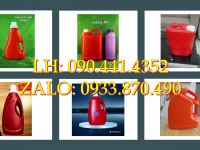Bình nhựa 1.5 lít vàng đựng nước lau sàn, bình nhựa 2 lít màu đỏ, xanh lá, đen 