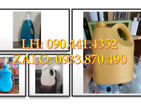 Bình nhựa 1.5 lít vàng đựng nước lau sàn, bình nhựa 2 lít màu đỏ, xanh lá, đen 