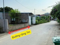 Cắt lỗ 700tr bán mặt trục chính kinh doanh ngay thôn Hoà Lạc cách cổng FPT 1km