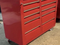 Tủ đồ nghề 11 ngăn kéo kết hợp bảng treo Tủ đồ nghề 11 ngăn kéo có bánh xe tiện di chuyển. Đây là lo
