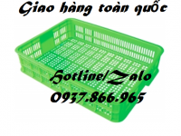 Sọt nhựa chứa rau củ ở cửa hàng tiện ích, sóng nhựa rỗng, sọt cao 15 tại Long Biên 